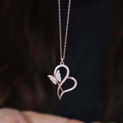Kalp ve Kelebek Tasarım Rose Gümüş Kolye -Z3492