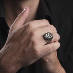 Oval Gravür Motifli Harf Modeli İsme Özel Gümüş Erkek Yüzük - Thumbnail
