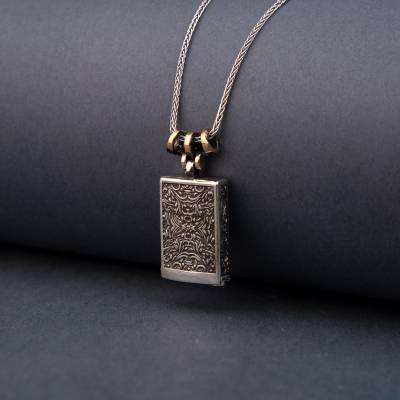 Vav İşlemeli Gümüş Cevşen Kolye (Mini Boy) -Z3401